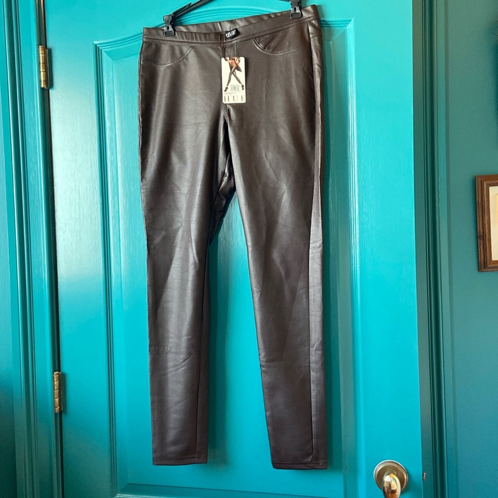 HUE WOMANS Medium Leatherette Leggings Brown NWT